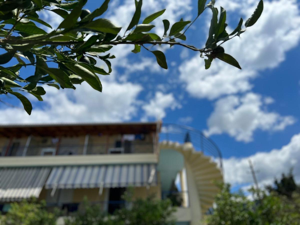 Hotel Portokali Himare Exterior photo