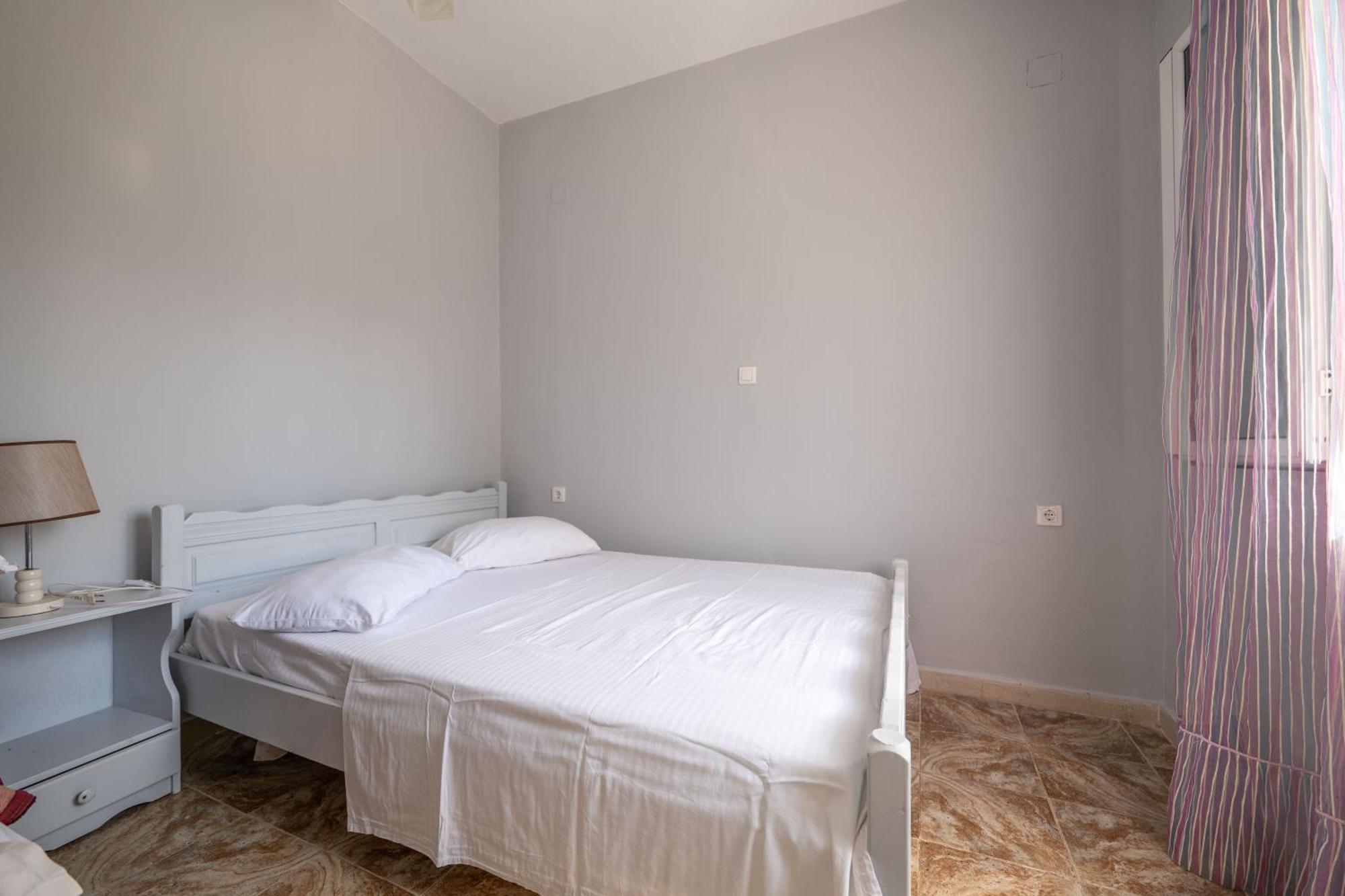 Hotel Portokali Himare Exterior photo