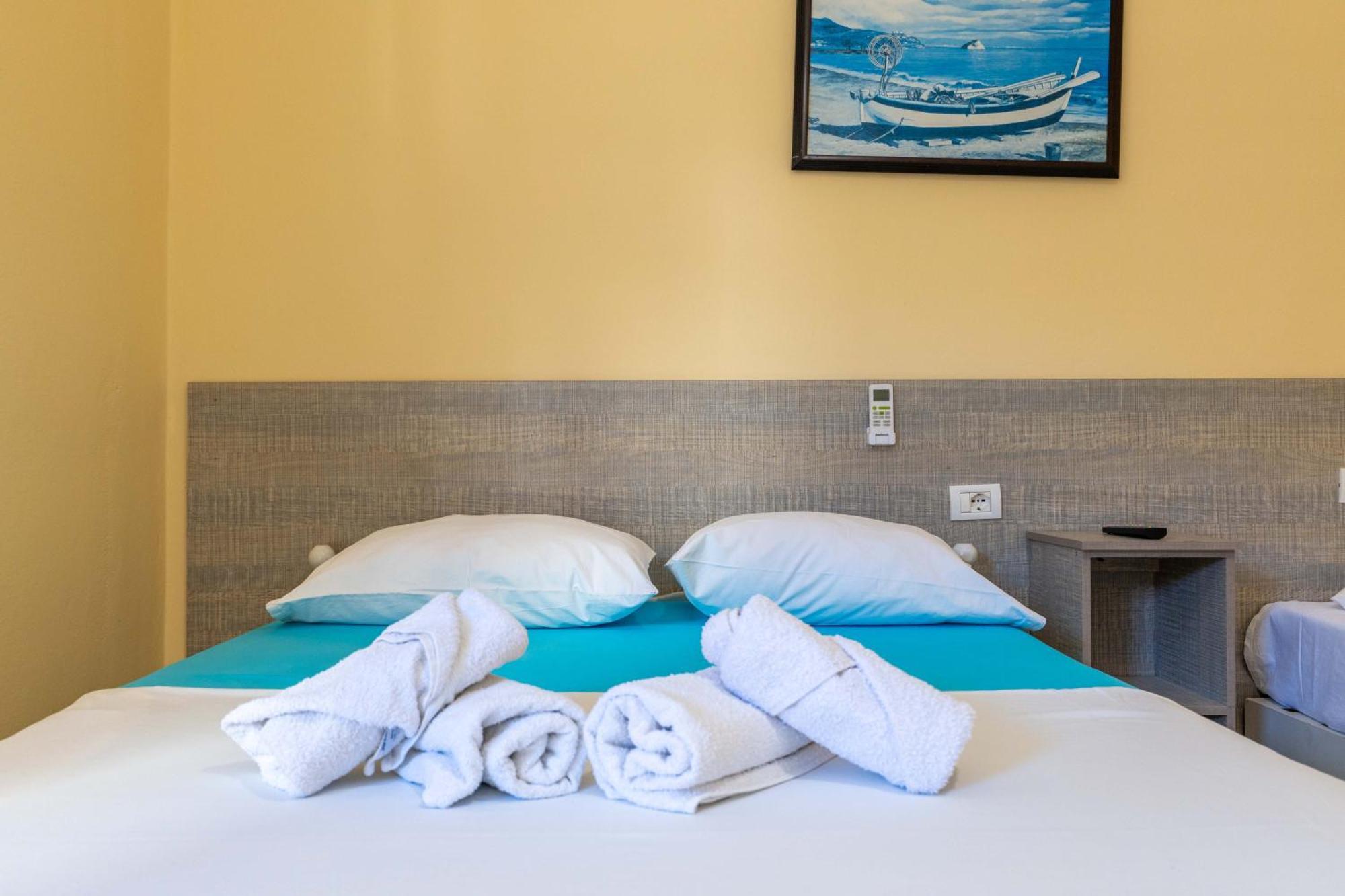 Hotel Portokali Himare Exterior photo