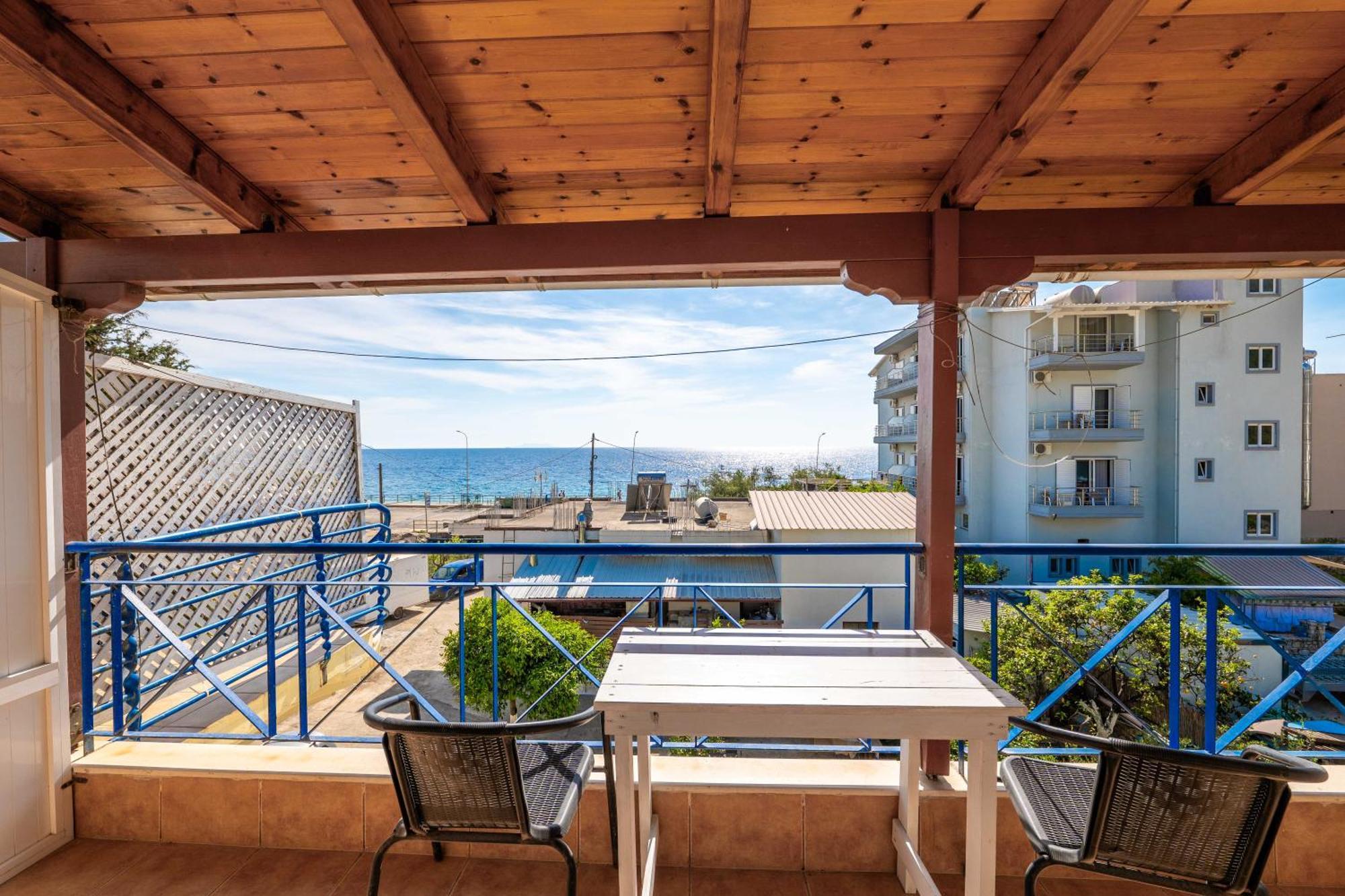 Hotel Portokali Himare Exterior photo